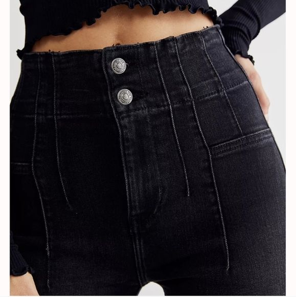 FREE PEOPLE Jayde Flare Jeans We The Free Wide Leg Bell Bottoms Washed Black 25 - Picture 6 of 13